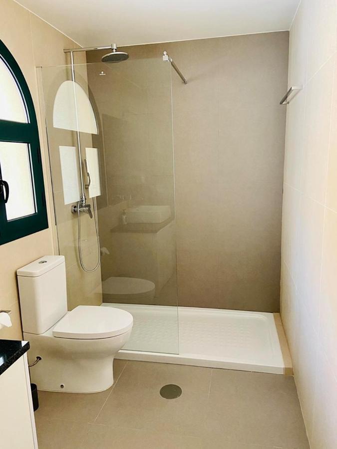 Ocean Cliffs Apartments Фуншал Екстериор снимка