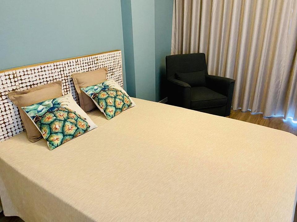 Ocean Cliffs Apartments Фуншал Екстериор снимка