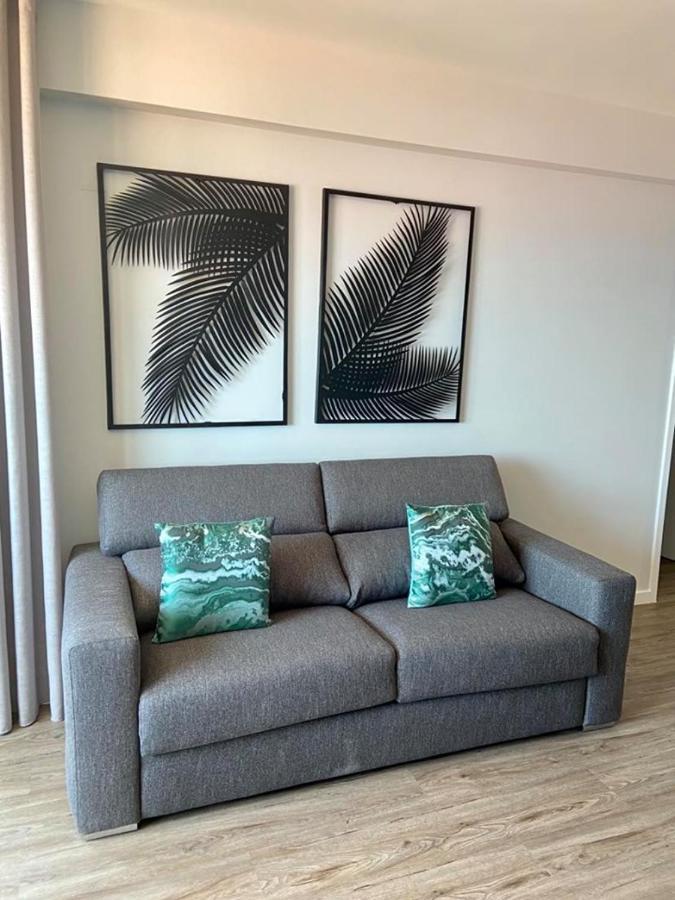 Ocean Cliffs Apartments Фуншал Екстериор снимка
