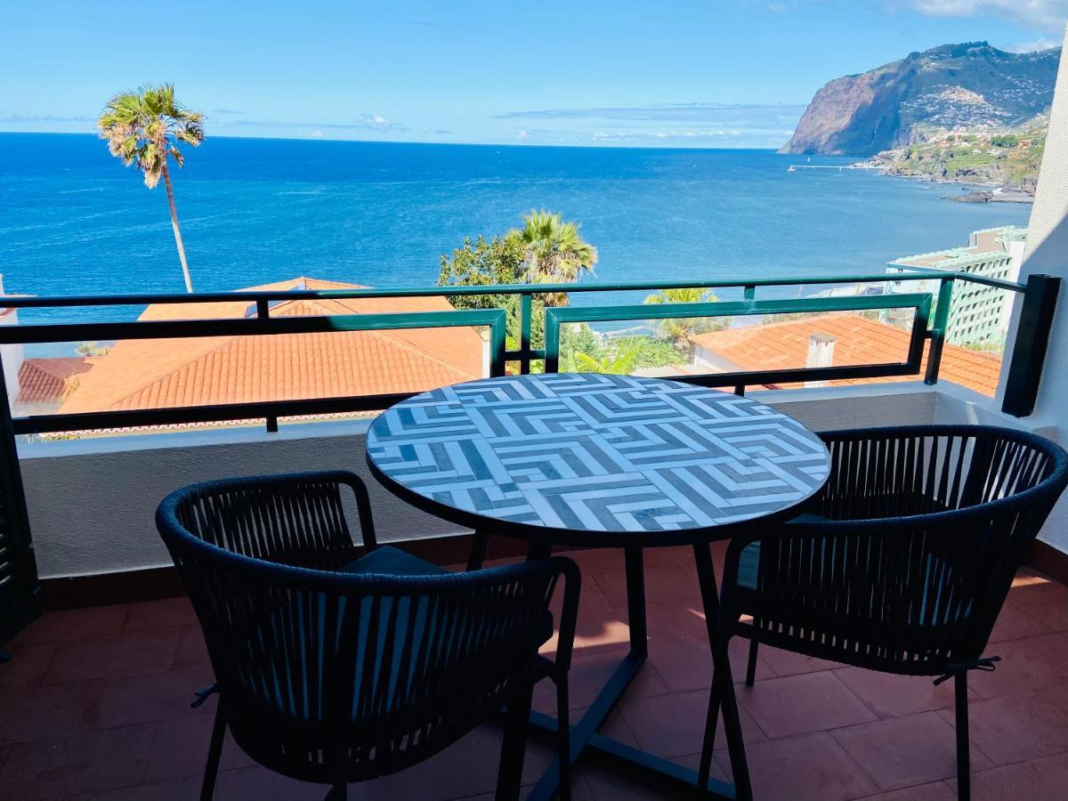 Ocean Cliffs Apartments Фуншал Екстериор снимка
