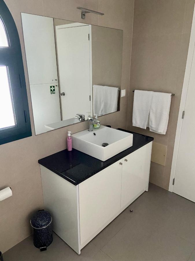 Ocean Cliffs Apartments Фуншал Екстериор снимка